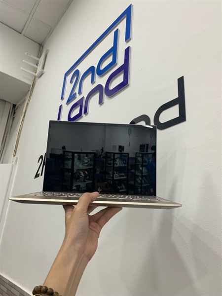 Laptop HP Envy 13-ABXX - i5-8265U - 8/256GB - Màu bạc - Pin hư - Ngoại hình: 98% - Body 2