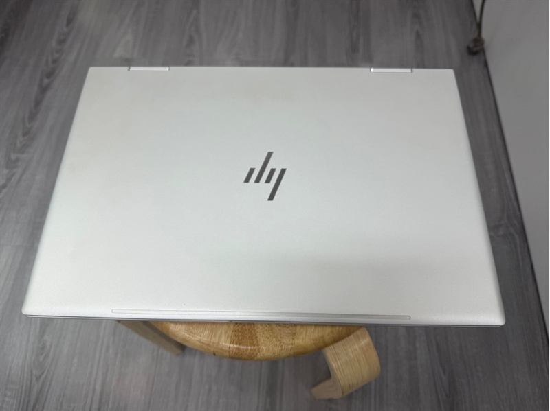 Laptop HP Envy X360 Conventile 13-cnoxxx i7-8550U - Ram 8/256SSD - 1TB HDD, pin 85% - viền ám vàng, phím ALT lún nhẹ - ngoại hình: 98% - Bạc - Phím Nhật - Kèm sạc