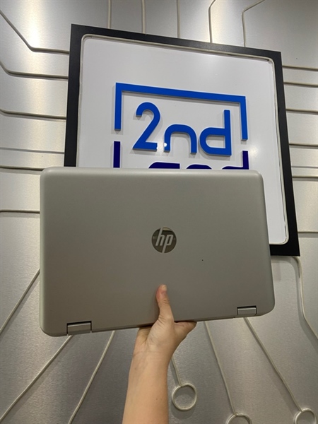Laptop HP Envy X360 Convertible - i7-6500U - Ram 12/1TB HDD - Pin 100% - Màu bạc - Ngoại hình: 98% - Màn có 1 đường lằn - Body - Kèm sạc
