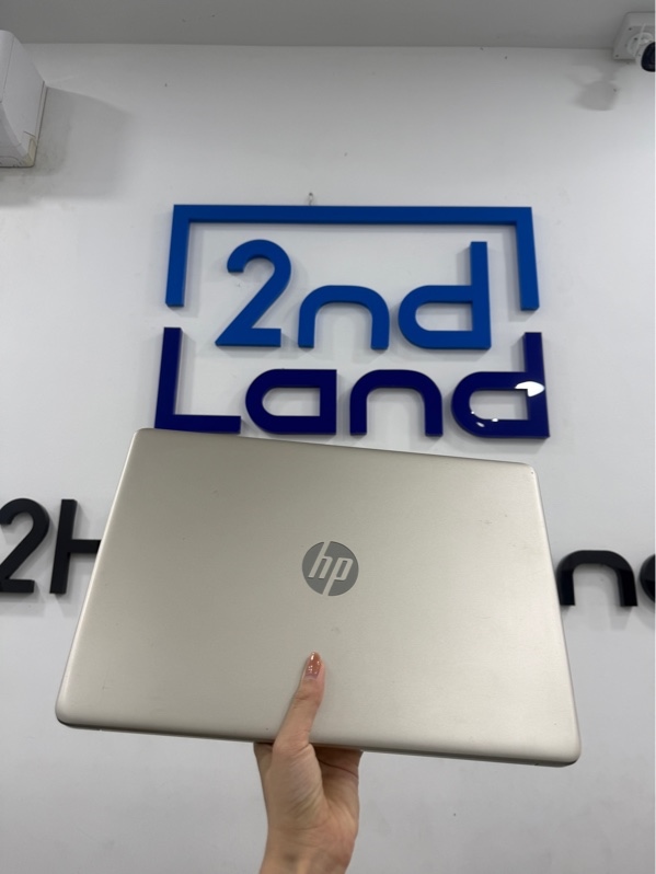 Laptop HP Laptop 15s-fq2xxx - Intel core i5-1135G7 - 8/SSD 512GB - Màu vàng - Pin 56% - Ngoại hình 97% - Màn phản quang , tối viền dưới , màn hồng 4 góc - Kèm Box , sạc