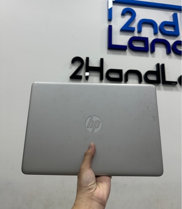 Laptop HP Notebook 348 G7 - i5 10210U - Ram 8/512GB SSD (91%) - Pin 100% thay new - Màu bạc - Ngoại hình 97% - Nứt khung hở mặt C nhẹ, touchpad trầy, màn ám phản quang,esc lờn nhẹ - Kèm sạc