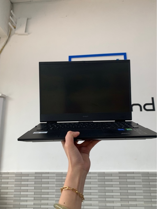 Laptop HP Omen 16 - RTX 3050 TI - i5-11400H - Ram 16GB/1TB SSD - Pin 85% - Ngoại hình 98% - Kèm sạc