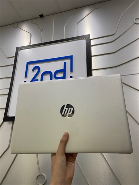 Laptop HP Pavilion 14-DV0XXX - i3-1125G4 - Ram 12/256GB SSD - Pin 100% - Màu trắng - Ngoại hình: 97% - cấn móp, 4 vệt phản quang, màn ám vàng viền, màn gập hở - Kèm sạc