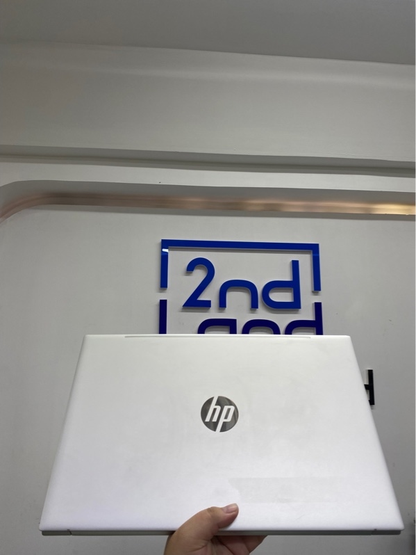Laptop HP pavilion 15 eg0xxx - i3 - 1115-G4 - 4/256gb ssd - Màu bạc - Pin thay - Ngoại hình 97% - Màn ám hồng nhẹ, 1 đốm phản quang - Kèm sạc