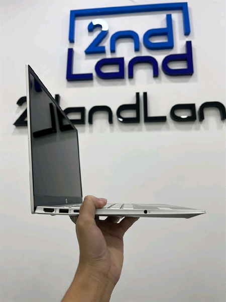 Laptop HP Pavilion 15-EG2xxx - i5 - 1240P - 8/512GB SSD - Pin Chai - Màu bạc - Ngoại hình 97% - Màn ám - Kèm sạc 2