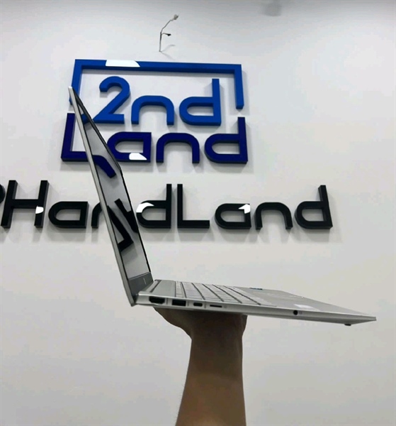 Laptop HP Pavilion 15 Eoxxx - i3 1125G4 - 4/512GB SSD - Pin 100% - Màu Bạc - Ngoại hình 97% - Màn hằn phím nhẹ - Kèm sạc 1