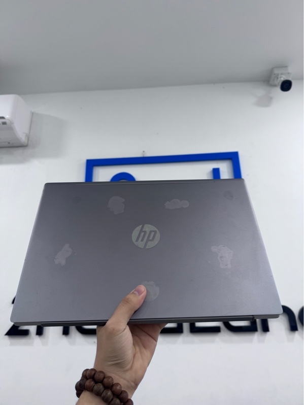 Laptop HP Pavilion 15 - i3-1005G1 - 4/256Gb - Màu xám - Pin chai - Ngoại hình 97% - Sức khoẻ ổ 89, màn bầm, phản quang, tối góc - Kèm sạc