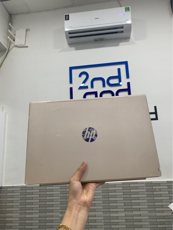 Laptop HP pavilion 15 - i5-1035G1 - Ram 8/512 ssd - Màu vàng - Pin 65% - Ngoại hình: 97% - Màn phản quang - Kèm sạc
