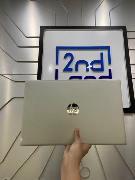 Laptop HP Pavilon 15EG0540TU - i5-1135G7 - Ram 8/256GB SSD - Pin 72% - Màu bạc - Ngoại hình: 98% - Màn ám viền hồng - Kèm sạc