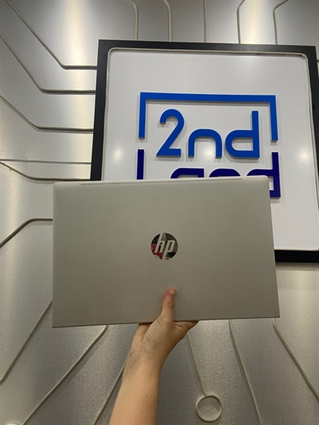 Laptop HP Probook 450 G8 - i3-1115G4 - Ram 4/256GB SSD - UHD Graphics - Pin 84% - Màu bạc - Ngoại hình: 97% - Màn ám vàng - Kèm sạc