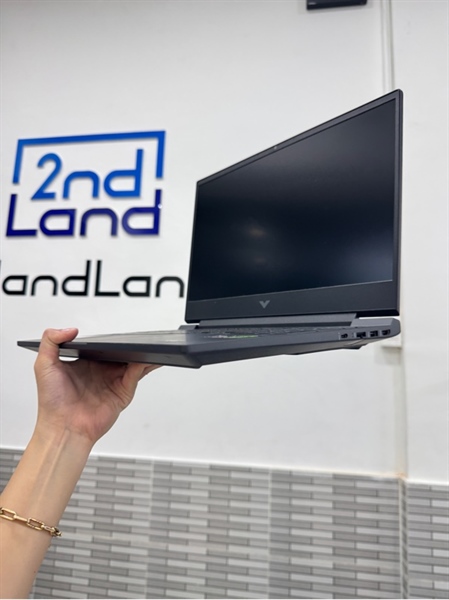 Laptop HP Victus 15 FB1XXX - Ryzen 5 7535HS - RTX 2050 4GB - 16/512 GB SSD - Màu đen - Pin 100% - Ngoại hình 98% - Body, kèm sạc 2