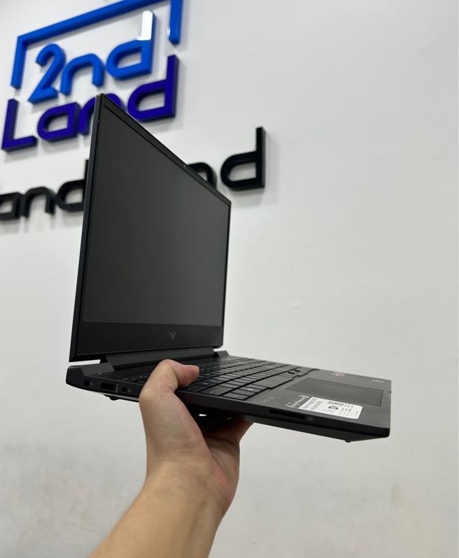 Laptop HP Victus 15Fb2xxx - Màn 144Hz- Ryzen 5 7535HS /RX6550M -16/512GB SSD (97%) - Pin 100% - Màu đen - Ngoại hình 97% - Kèm sạc