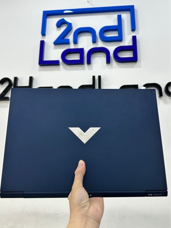 Laptop HP Victus 16-e1102AX - Màn 144Hz - Ryzen 7 6800H/RTX 3050ti - Ram 16/ 512GB SSD (98%) - Pin bình thường - Màu xanh - Ngoại hình 97% - Màn ám phản quang - Kèm sạc