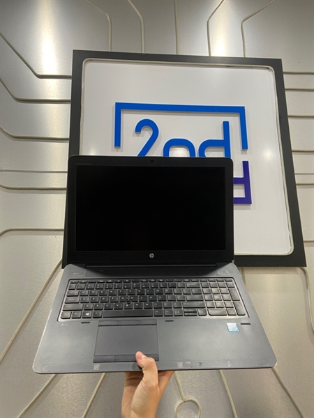 Laptop HP Zbook 15G3 - i7-6820HG - Ram 16GB SSD 256GB - Quadra M2000M - Pin 100% - Màu đen - Ngoại hình: 98% - mán ám nhẹ - Body - Kèm sạc 1