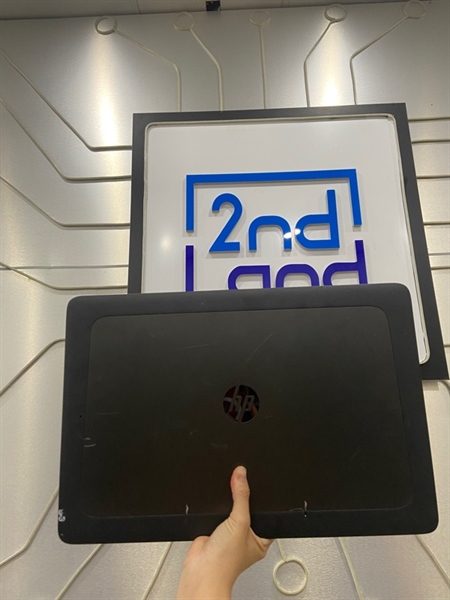 Laptop HP Zbook 17G3 - i76300HQ - Ram 16GB Nvidia Quadra M3000M SSD 512GB SSD 256GB - Pin 100% - Màu xám - Ngoại hình: 98% - Màn ám hồng - Kèm sạc