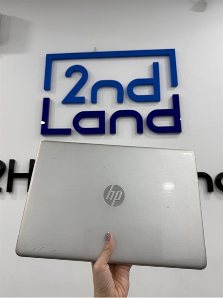 Laptop HP15S FQ2XXX - i5 1135G7 - 8GB/512GB SSD - Màu xám - Pin 75% - Ngoại hình 97% - Màm ám hồng ,trầy màn hằn phím , phản quang tối viền nhẹ ,trầy thân máy , cấn bể 2 góc - Kèm sạc
