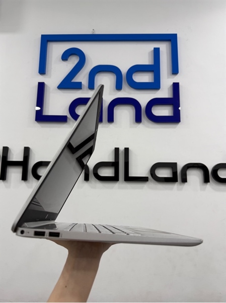 Laptop HP15S FQ2XXX - i5 1135G7 - 8GB/512GB SSD - Màu xám - Pin 75% - Ngoại hình 97% - Màm ám hồng ,trầy màn hằn phím , phản quang tối viền nhẹ ,trầy thân máy , cấn bể 2 góc - Kèm sạc 1