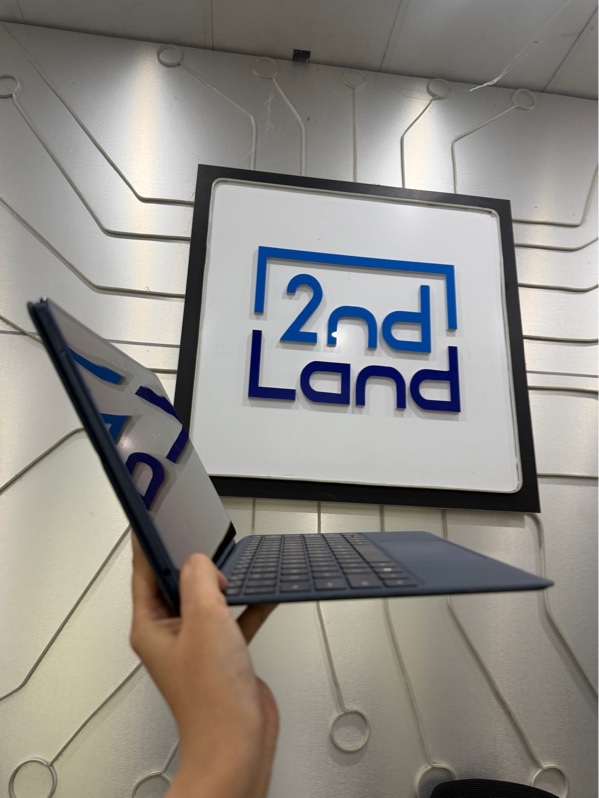 Laptop Huawei MateBook E 2022 - Màn cảm ứng - i5-1130G7 - Ram 8/256GB SSD - Pin 65% - Màu xanh - Ngoại hình: 98% - Kèm sạc linh kiện