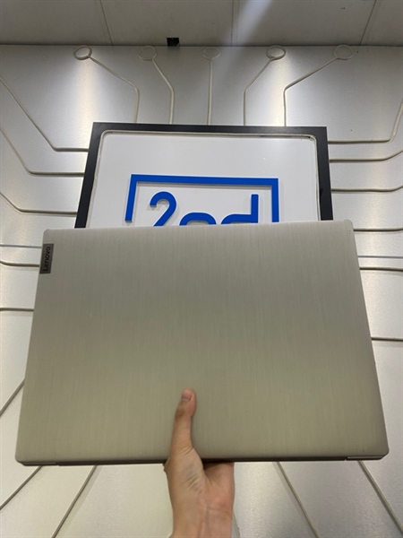 Laptop Lenovo 81UB - i3-10110U - Ram 4/256GB - Pin 96% - Màu bạc - Ngoại hình: 97% - Màn phản quang 5 đốm, in phím, ám hồng viền, mất 1 đệm cao su - Kèm sạc