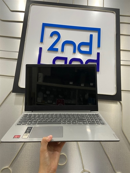 Laptop Lenovo 81UT - AMD Ryzen 5 3500U - Ram 8/256GB SSD - Pin 76% - Màu xám - Ngoại hình: 97% - Bản lề yếu, bể góc bên trái, mất 2 ốc đít, loa nhỏ loa trái rè - Body - Kèm sạc 1