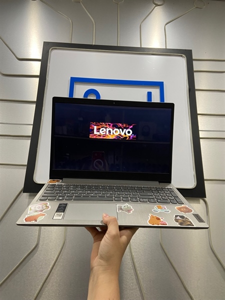 Laptop Lenovo 81W1 - Ryzen 5 3500U - Ram 8GB SSD 512GB - Pin 83% - Màu bạc - Ngoại hình: 97% - Màn dán chống trầy - Kèm sạc 1