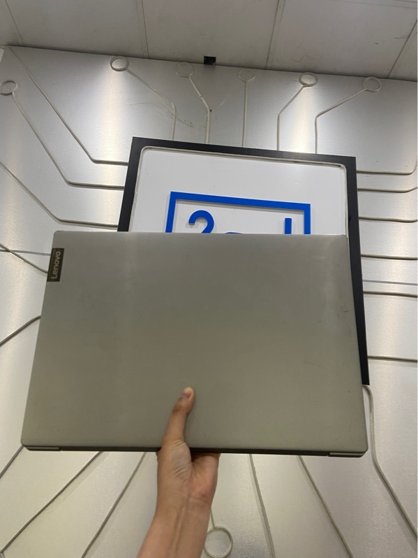 Laptop Lenovo 81WB - I5-1035G1 - Ram 8/512gb SSD - Pin 65% - Màu xám - Ngoại hình: 97% - Touch pad không nhạy, màn phản quang, ám hồng, in phím, xước cấn, đã thay phím - Kèm sạc linh kiện