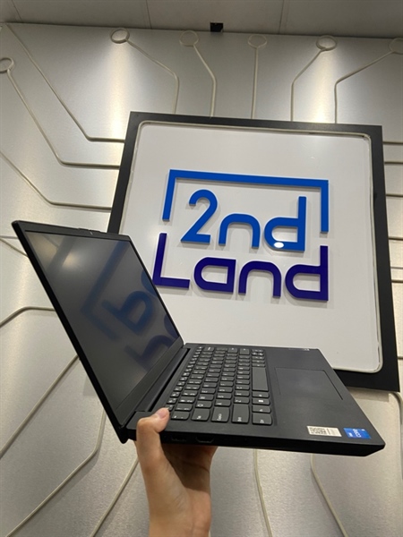 Laptop Lenovo 82KA - i5-1135G7 - Ram 16/256GB SSD - Pin 84% - Màu đen - Ngoại hình: 97% - Màn ám hồng, in phím nhẹ, mất 1 đệm cao su mặt đáy - Body - Kèm sạc 2