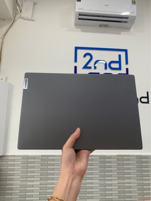 Laptop Lenovo 82SE - Ryzen 5 5625U - 16GB/512GB SSD - Màu xám - Pin 75% - Ngoại hình: 97% - Màn trầy, ám xanh, trầy body + toudpad - Kèm sạc