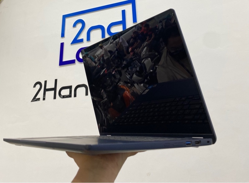 Laptop Lenovo Flex 3 - Celeron 4500 - Màu xanh - Ngoại hình 98% - Pin 99% - 4/128 GB - SSD - Kèm sạc 2