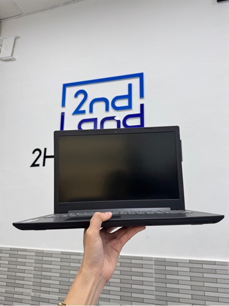 Laptop Lenovo Ideapad 130-15IKB - i5-8250U - 4/1TB - Màu đen - Pin 70% - Ngoại hình 98% - Màn phản quang - Body, kèm sạc 1