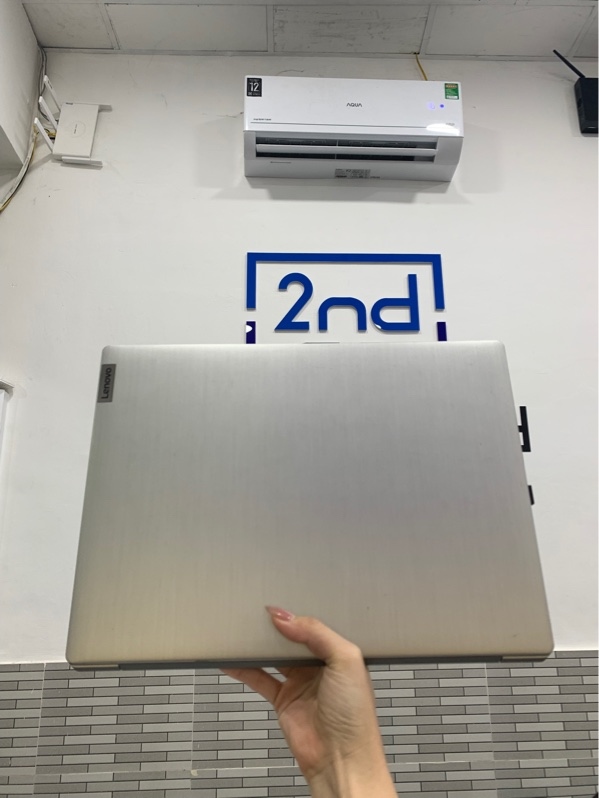 Laptop Lenovo ideapad 3 - Ryzen 5 3500U - Ram 8GB/128GB SSD/1TB HDD - Màu bạc - Pin 85% - Ngoại hình: 97% - Màn ám hồng - Kèm sạc