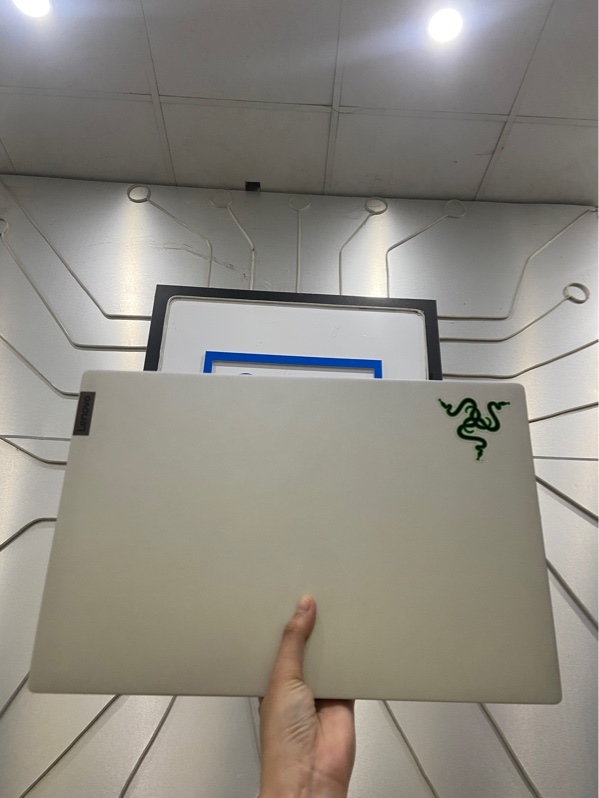 Laptop Lenovo Ideapad 5 15ITL05 82FG - i5 1135G7 - 8/512GB SSD - Pin 82% - Màu bạc - Ngoại hình: 97% - Kèm sạc