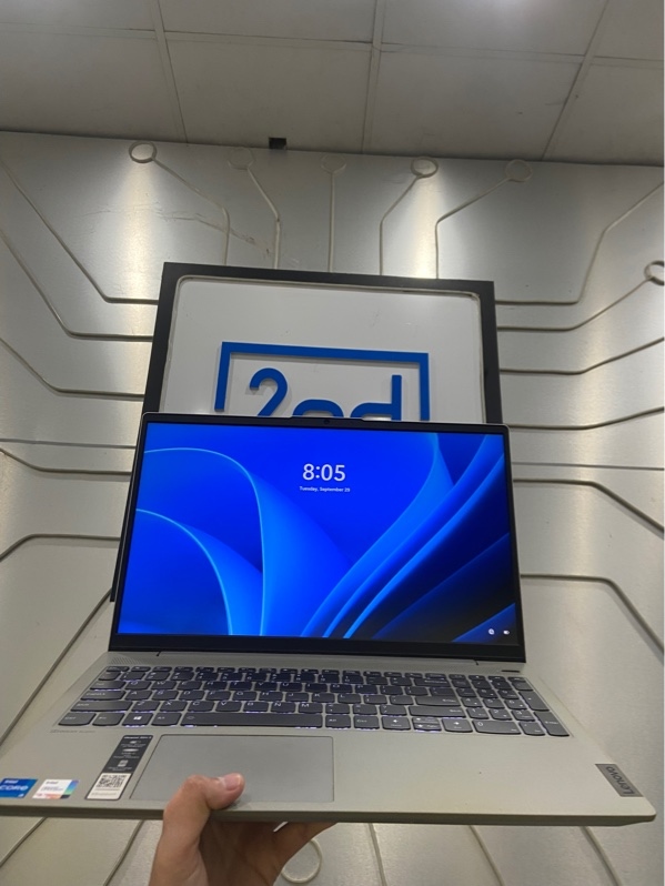 Laptop Lenovo Ideapad 5 15ITL05 82FG - i5 1135G7 - 8/512GB SSD - Pin 82% - Màu bạc - Ngoại hình: 97% - Kèm sạc
