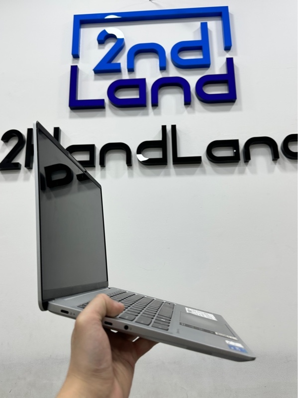 Laptop Lenovo Ideapad 5 Pro 14ITL6 (82L300M9VN) - i5 1155G7 - Ram 8/ 512GB SSD (91%) (74 độ) - Pin 83% - Màu bạc - Ngoại hình 97% - Màn ám viền, nứt khung, hở lưng nhẹ - Kèm sạc