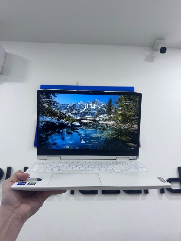 Laptop Lenovo Ideapad gaming 3 15IAH7 - i5-12500H - ram 8gb - card Geforce RTX 3050 - ssd 512gb - Pin 85% - Ngoại hình 97% - Trầy xước, ổ đĩa sức khỏe 97% - Kèm sạc 170w