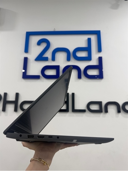 Laptop Lenovo Ideapad Slim 3 15AMN8 - Ryzen 5 7520U - 16/512GB - Màu xám - Pin 100% chu kỳ 54 - Ngoại hình 97% - Màn vàng nhẹ , tối viền nhẹ ,vỏ trầy , cấn 1 góc - Kèm sạc 1