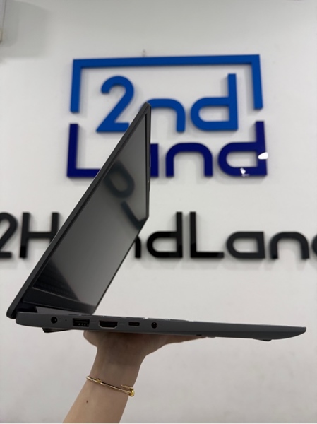 Laptop Lenovo Ideapad Slim 3 15IRH8 - i7 13620H - 16/512GB SSD - Màu bạc - Pin 97% chu kỳ sạc 30 - Ngoại hình 98% - Màn ám vàng - Còn BH đến 11/2026 - Kèm sạc 1