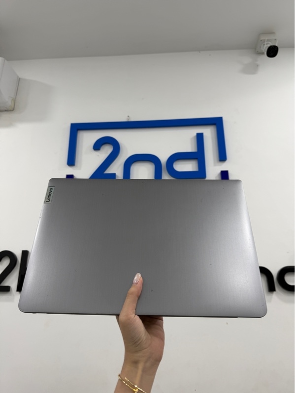 Laptop Lenovo ideapad slim 3 15itl6 - i3 1115G4 - 8/512GB - Màu xám - Pin 76% - Ngoại hình 97% - máy trầy xước , màn phản quang , có vệt sáng - Kèm sạc