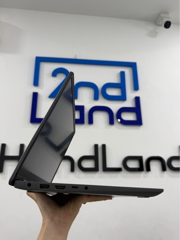 Laptop Lenovo Ideapad slim 3i 14IAH8 - Model 83EQ - i5- 12450H - 16/SSD 512GB - Màu xám - Pin 87% - Ngoại hình 97% - Màn hồng nhẹ , bản lề yếu , vỏ có vết nứt , viền trầy xước tróc sơn, , mất cao su chống trượt - Kèm sạc