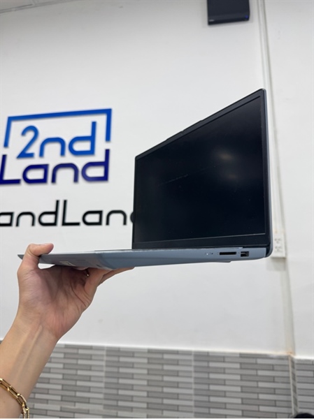 Laptop Lenovo Ideapad Slim 3i 82RJ - i5-1235U - 8/512SSD - Màu xanh - Pin 65% - Ngoại hình 97% - Màn phản quang nhẹ , rộp nhẹ - Body, kèm sạc 2