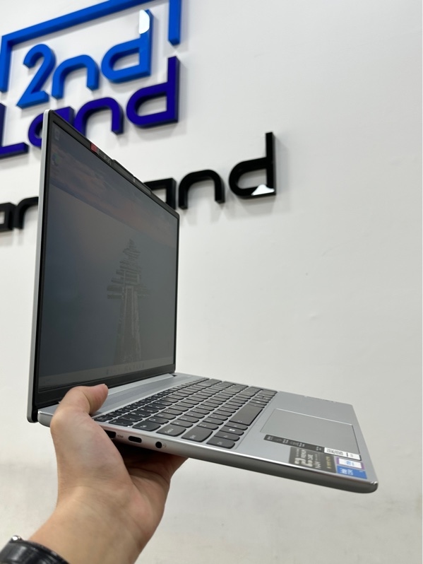 Laptop Lenovo IdeaPad Slim 5 - Core 5 120U - Ram 16/512GB SSD (100%) - Pin 94% - Màu bạc - Ngoại hình 98% - Kèm sạc