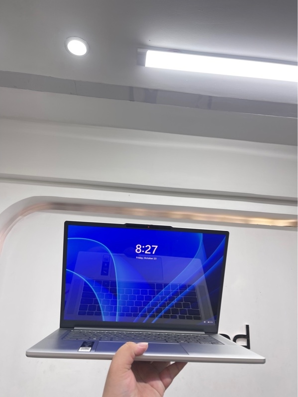 Laptop Lenovo IdeaPad Slim 5 OLED 15ARP10 - Ryzen 7 - 7735HS 16gb - ddr5 512gb - Màn oled 2560 x 1600, 165hz - Màu xám - Pin 98% - Ngoại hình 98% - Kèm sạc