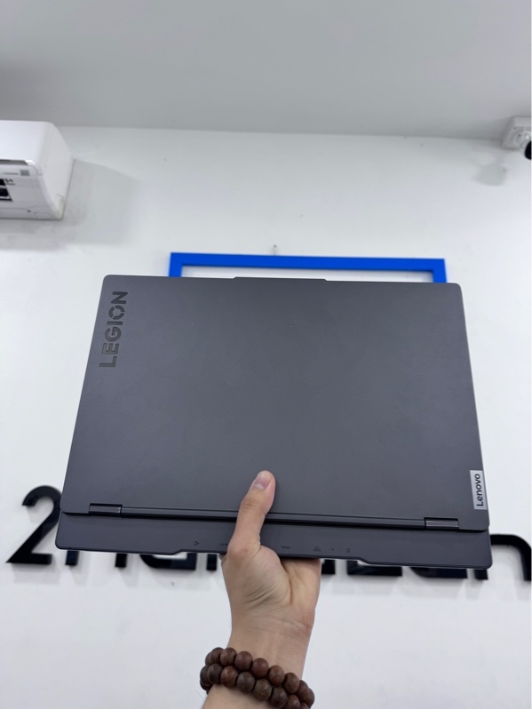 Laptop Lenovo Legion 5 15ARH7 - Ryzen 5 6600H - 16/512Gb SSD - card RTX 3050 - Màu xám - Pin 86%, chu kỳ sạc 141 - Ngoại hình 97% - Viền trầy cấn, cấn bể góc, màn ám hồng - Kèm sạc 230W
