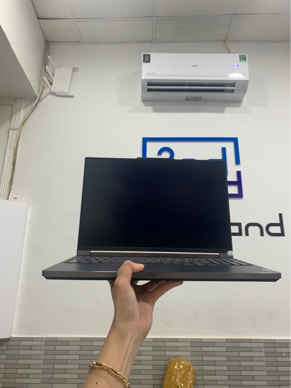 Laptop Lenovo legion 7 2022 - Ryzen 9 6900hx - Ram 16/1TB - Radeon RX 6850M XT 12GB - Màu xám - Pin 87% - Ngoại hình: 97% - Kèm sạc