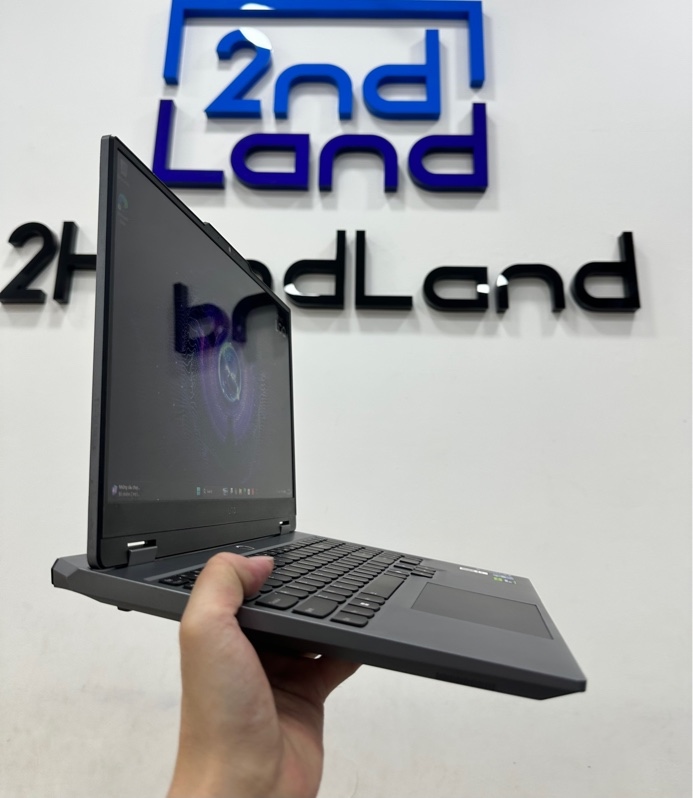 Laptop Lenovo LOQ 14IRX9 83DV - Màn FHD-144hz - i5 13450HX/RTX 3050 6Gb - Ram 16/512 SSD (99%) - Pin tốt - Màu xám - Ngoại hình 97% - Kèm sạc