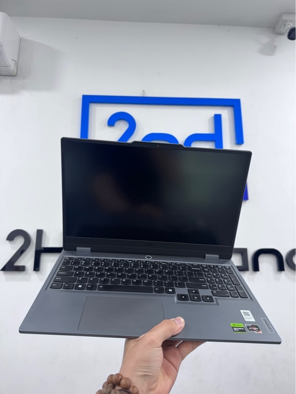 Laptop Lenovo LOQ 15ARP9 - Ryzen 5 7235HS 16/512GB SSD - card RTX 3050 6GB - Màu xám - Pin 100 chu kỳ sạc 14 - Ngoại hình 98% - Màn hở sáng nhẹ,ám vàng dưới. Touchpad trầy nhẹ, phím mòn nhẹ - Kèm sạc zin 170w, kèm túi