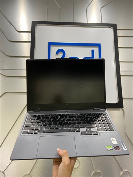 Laptop Lenovo LOQ 83JC - Amd ryzen 5 7235HS - Ram 24/512GB SSD - RTX 3050 6GB - Pin 95% - Màu xám - Ngoại hình: 98% - Kèm sạc 1