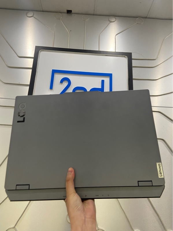 Laptop Lenovo LOQ 83JC - Ryzen 7 7435HS - 24/512GB - RTX 4050 - Full HD 144hz - Pin 99% - Màu xám - Ngoại hình: 98% - Kèm sạc