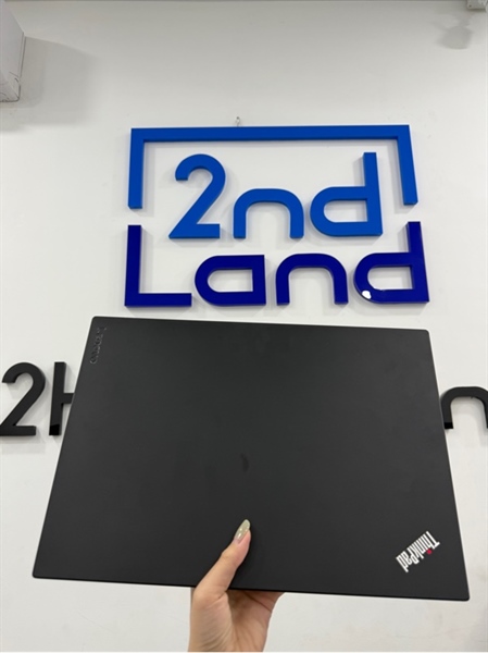 Laptop Lenovo T580 - i7 8650U - Ram 32/500GB SSD - Màu đen - Pin 80% - Ngoại hình 98% - Màn phản quang, trầy xước, mất ron đệm màn - Kèm sạc