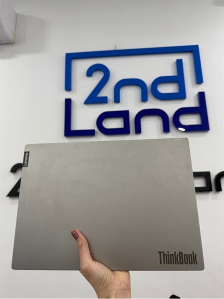 Laptop Lenovo Thinkbook 20RV - i3 10110U - 4/256GB SSD - Màu xám - Pin 80% - Ngoại hình 97% - Màn ám hồng , phản quang , hở sáng viền , màn trầy , viền trầy , cấn 1 góc , tróc cao su màn , mặt A trầy , dán sticker - Kèm sạc